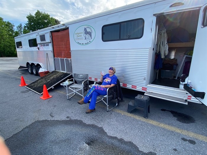 Bonnie enjoying the patio during “The Grand and Glorious Semi-Annual Adventure” in a Love’s Truck Stop in the U.S.