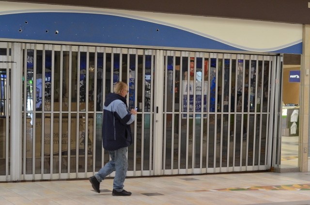 Vacant mall space across from Peoples Jewellers. 