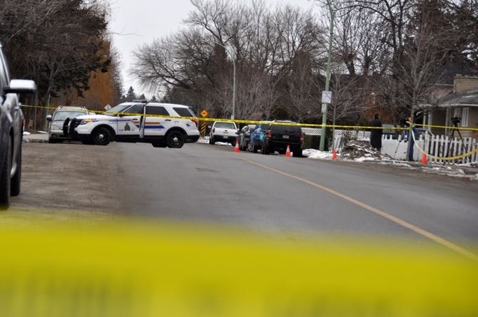 Police have cordoned off part of Lawrence Ave. near Richter St.