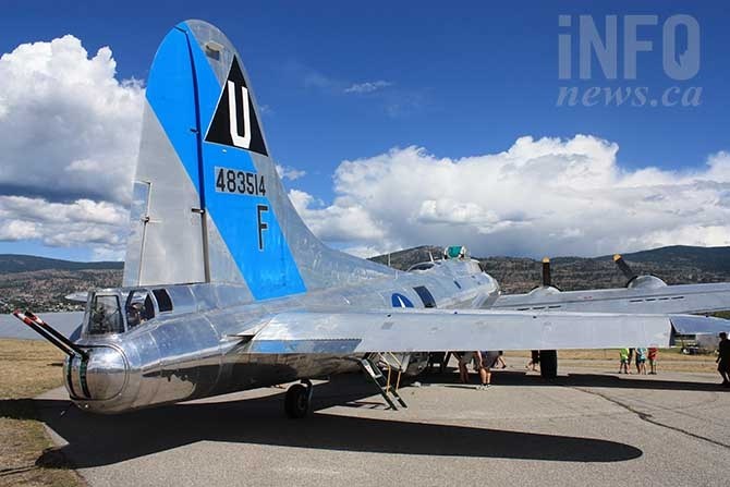 The B-17 had a cruising speed of 160 mph, a top speed of 302 mph, and a range of 3,750 miles. It consumes 200 gallons of fuel per hour.