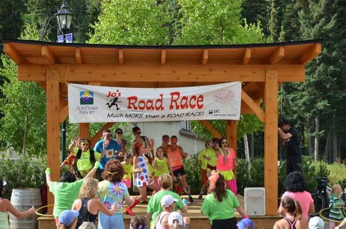 Warming up at the 2013 Jo's retro road race.