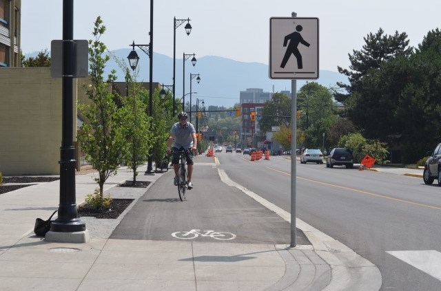 Cycle track