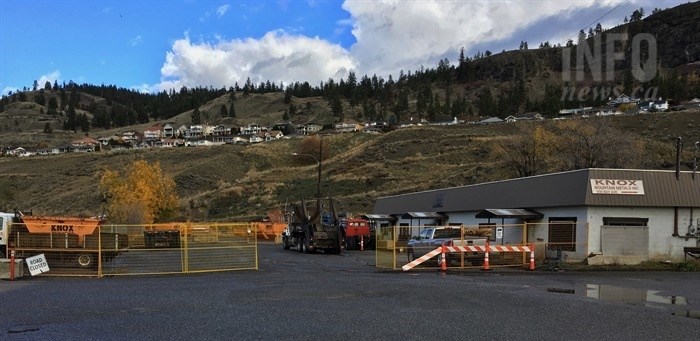 Fencing blocks off Ethel Street, Friday, Nov. 2, 2018, to give Knox Mountain Metals in Kelowna room to work.