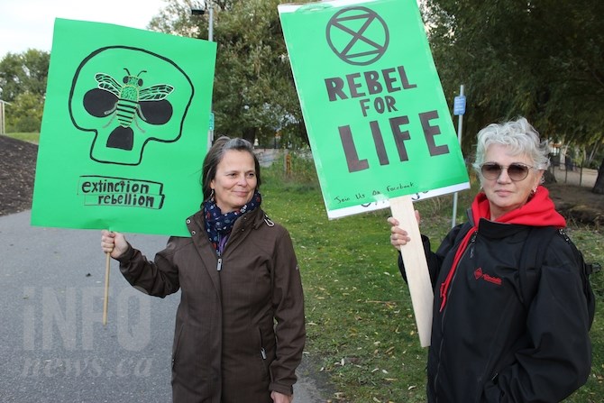 Tracey Rose, left and Lora Barry