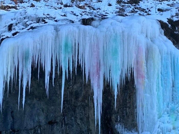 Dale Derkson took a snapshot of the unnatural phenomenon this week, saying on a Sicamous Facebook page that  it spreads “a lot of joy to others.”