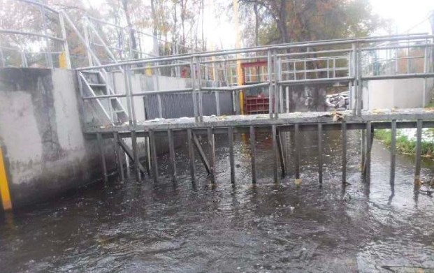 The walkway on Mill Creek is seen during lower water in the fall of 2020.